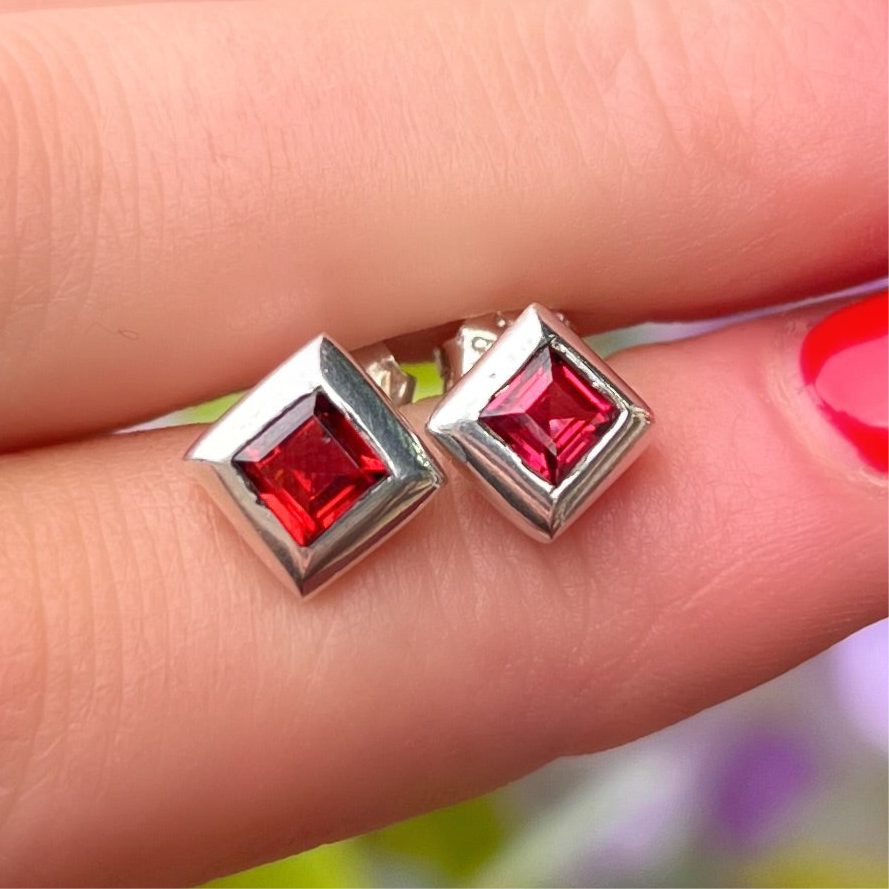 Sterling Silver Square Princess Cut Garnet Stud Earrings