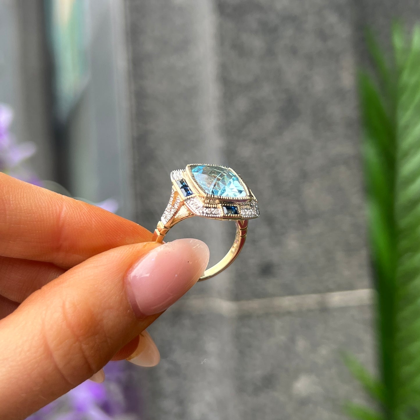 18ct Yellow Gold Blue Topaz, Sapphire and Diamond Ring - Size N