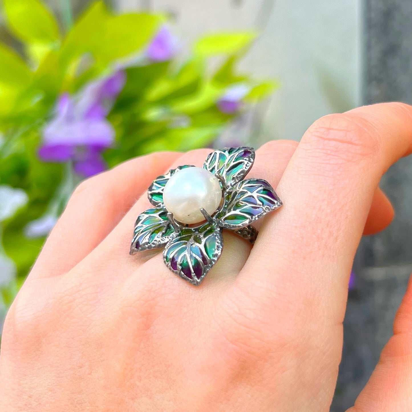 Sterling Silver Pearl and Green/Purple Ombré Enamel Ring - Size O