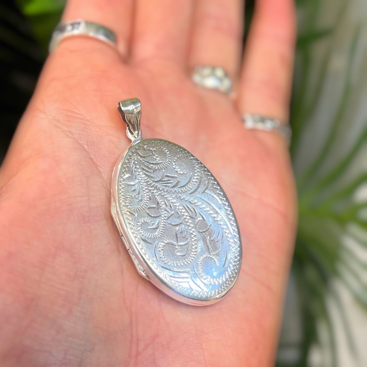 Large Sterling Silver Single-Sided Engraved Oval Locket