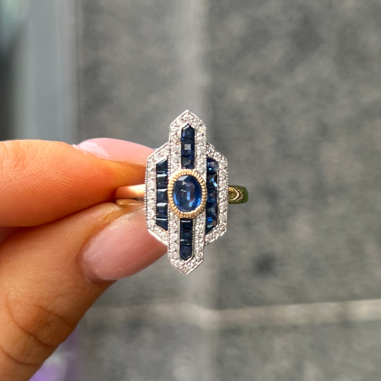 18ct Yellow Gold Sapphire and Diamond Ring - Size N