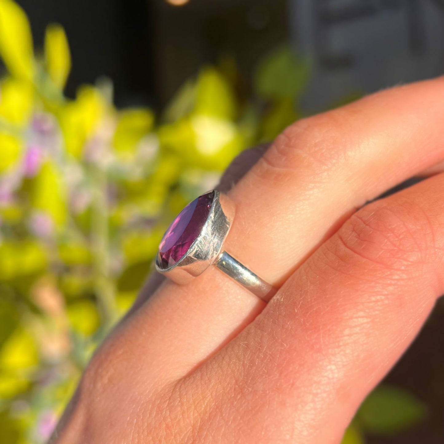 Plain Sterling Silver Pear Shaped Faceted Amethyst Ring - Size L ½