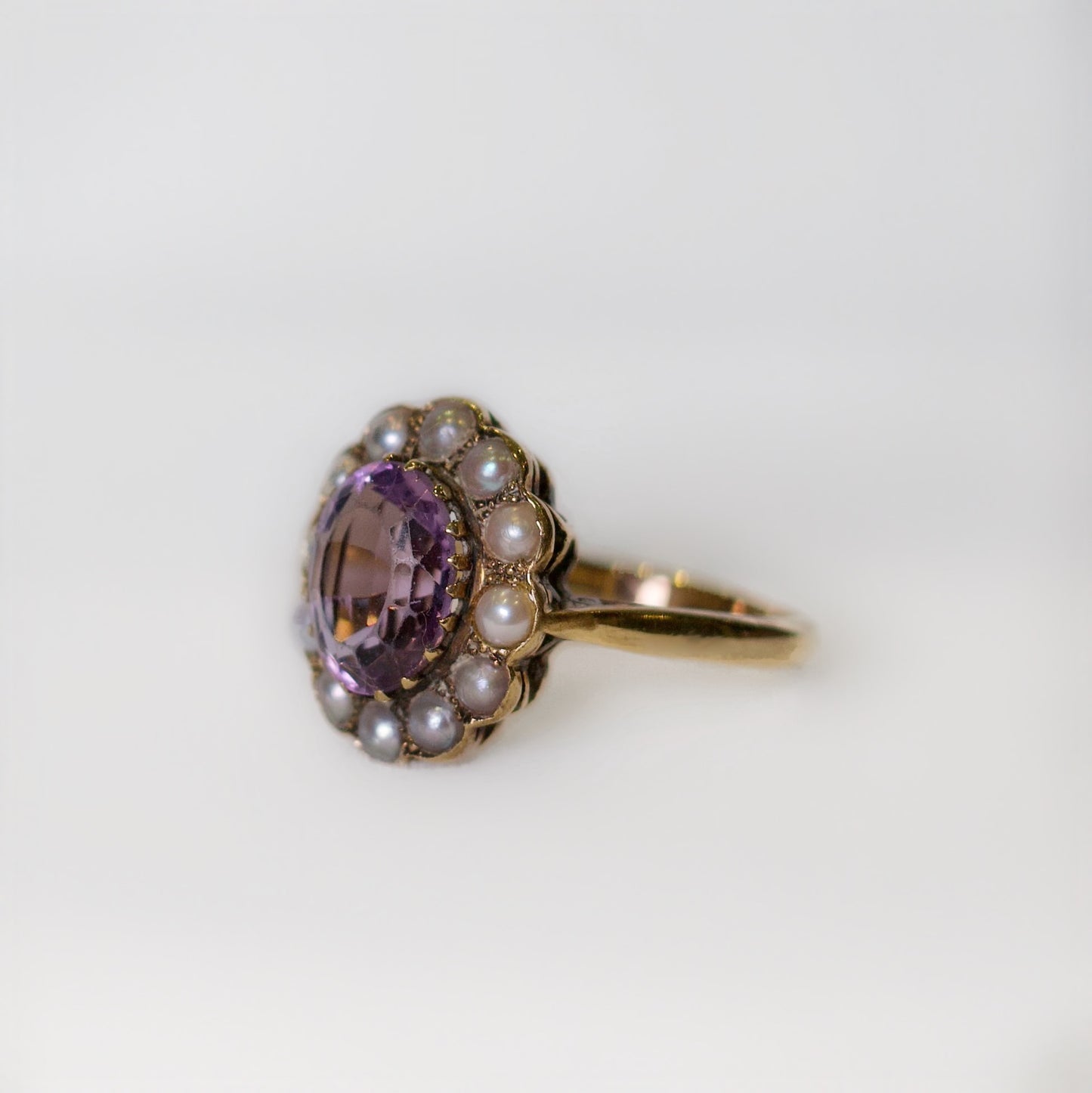 Vintage 9ct Yellow Gold Purple Amethyst and Pearl Cluster Ring - Size O