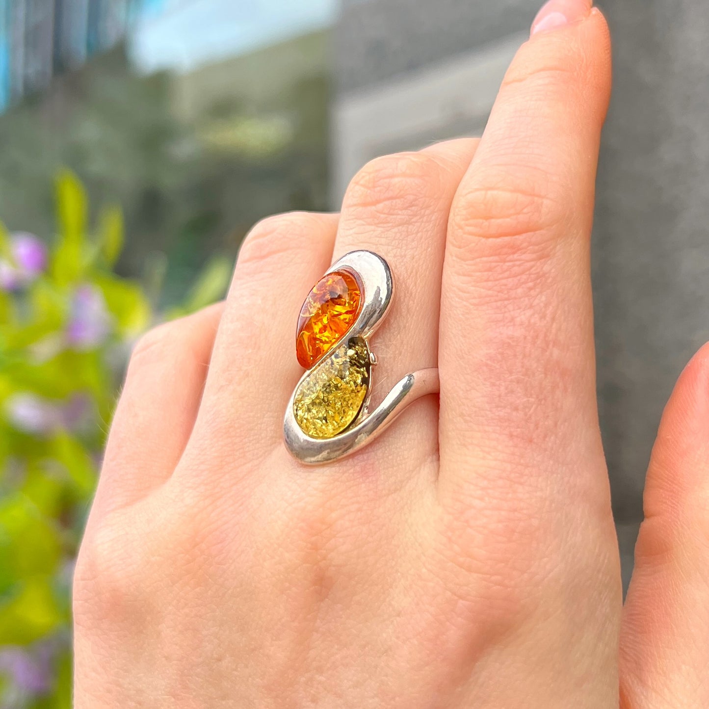 Sterling Silver Green & Orange Amber Twist Ring - Size M