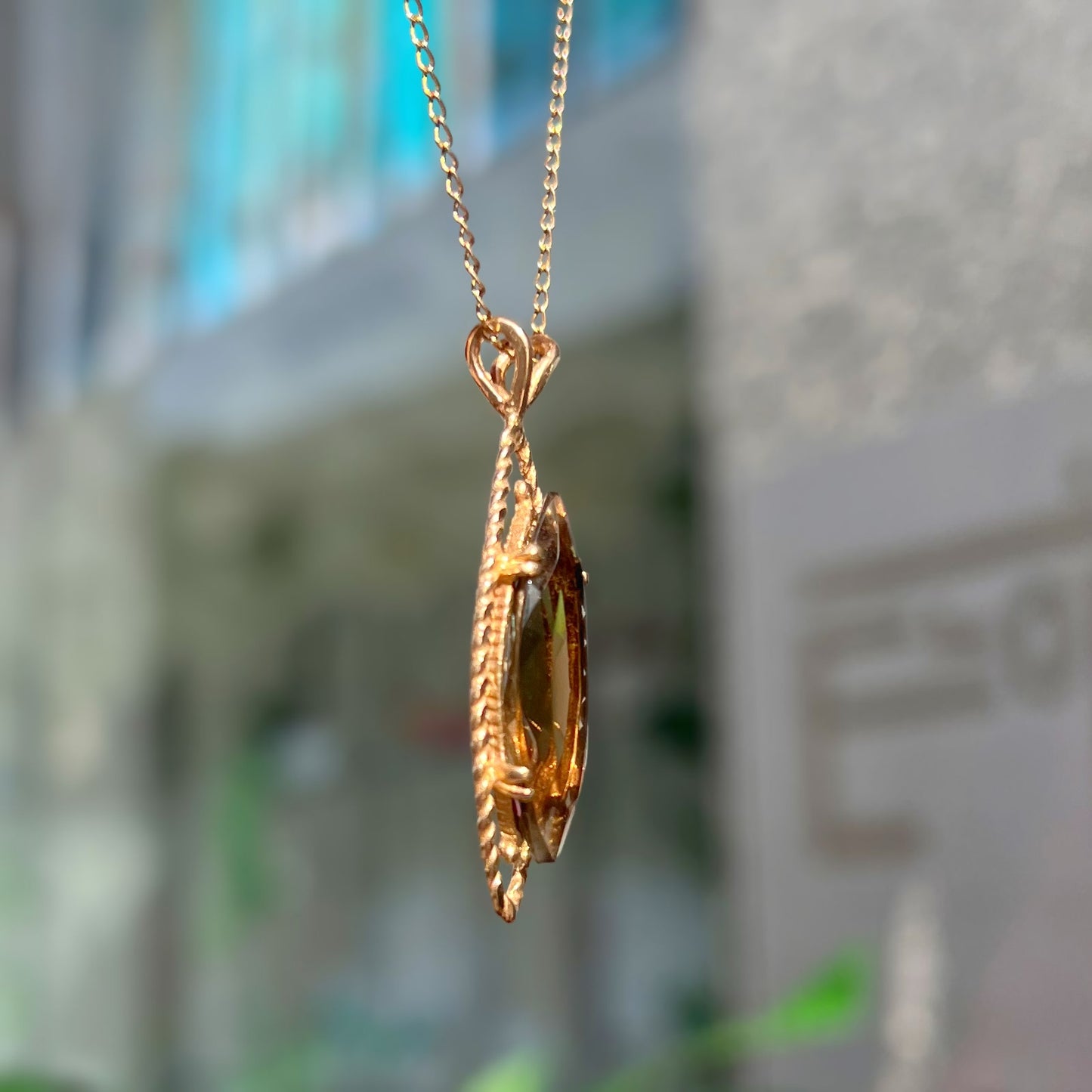 Vintage 9ct Yellow Gold Smoky Topaz Navette Shaped Necklace
