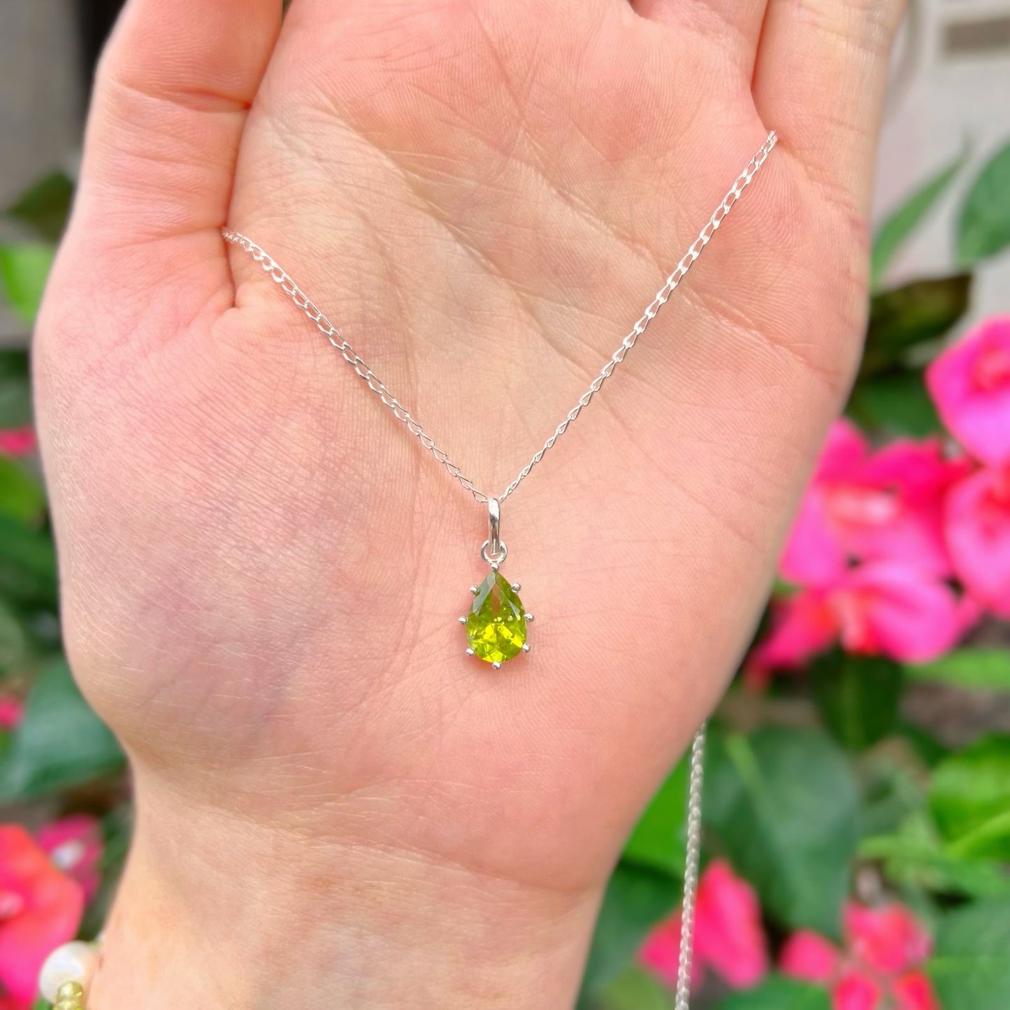 Classy Sterling Silver Pear-Shaped Claw-Set Peridot Necklace
