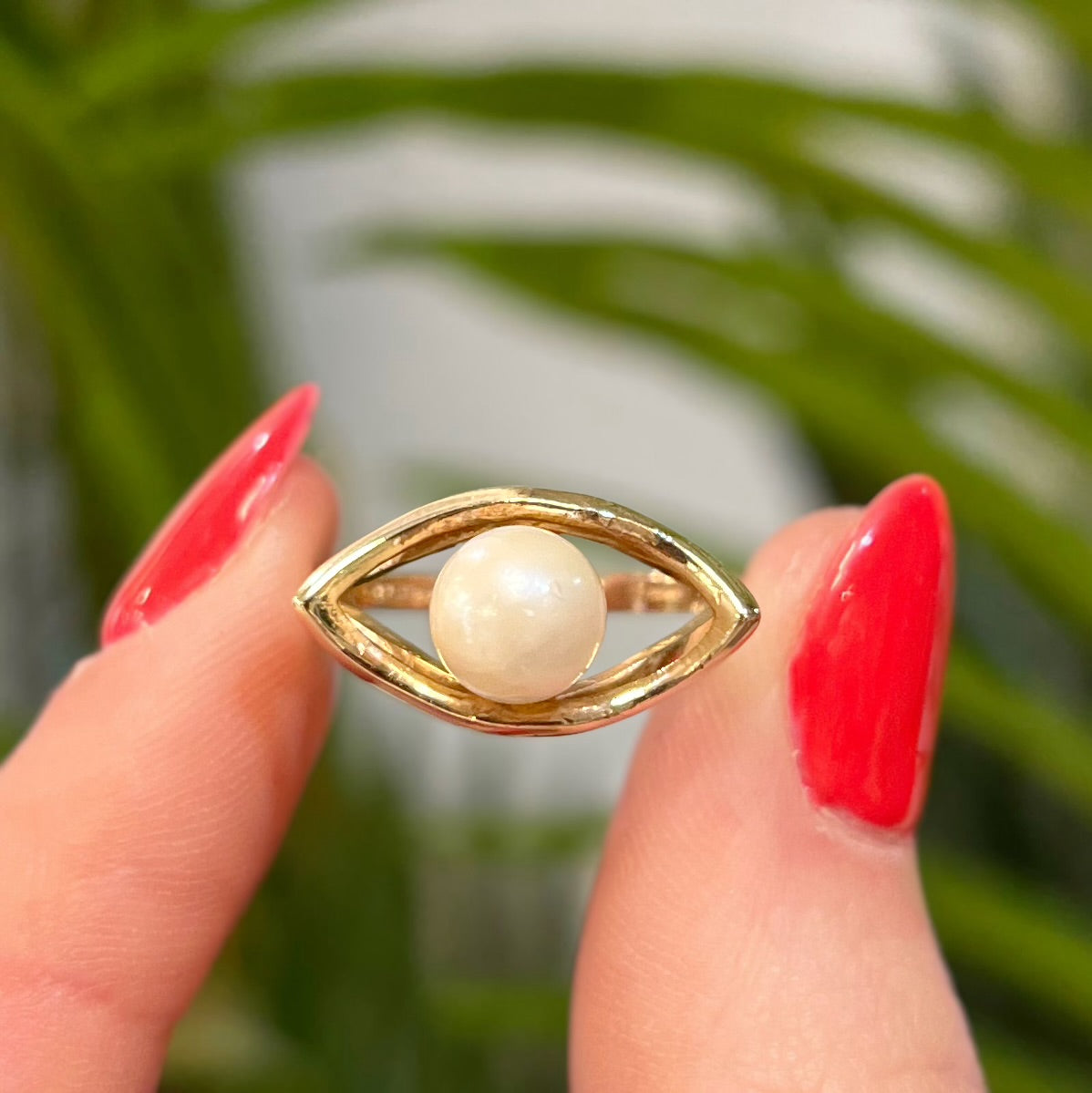 Striking Vintage 9ct Yellow Gold Freshwater Pearl 'Evil Eye' Ring - Size N