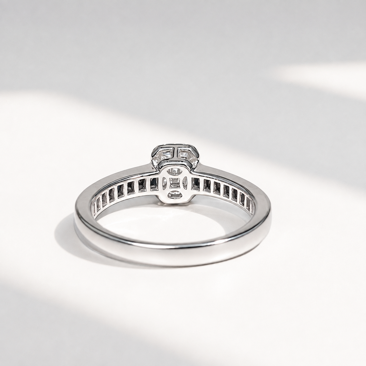 Sapphire and Diamond 18ct White Gold Modern Cluster Ring | Size O