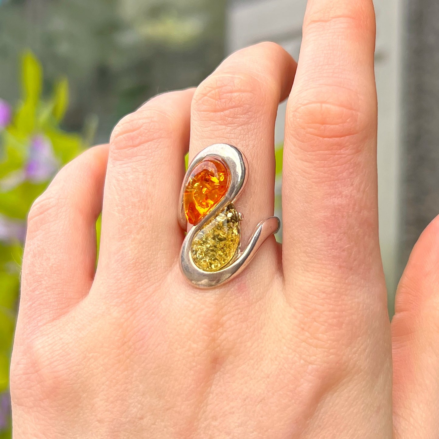 Sterling Silver Green & Orange Amber Twist Ring - Size M