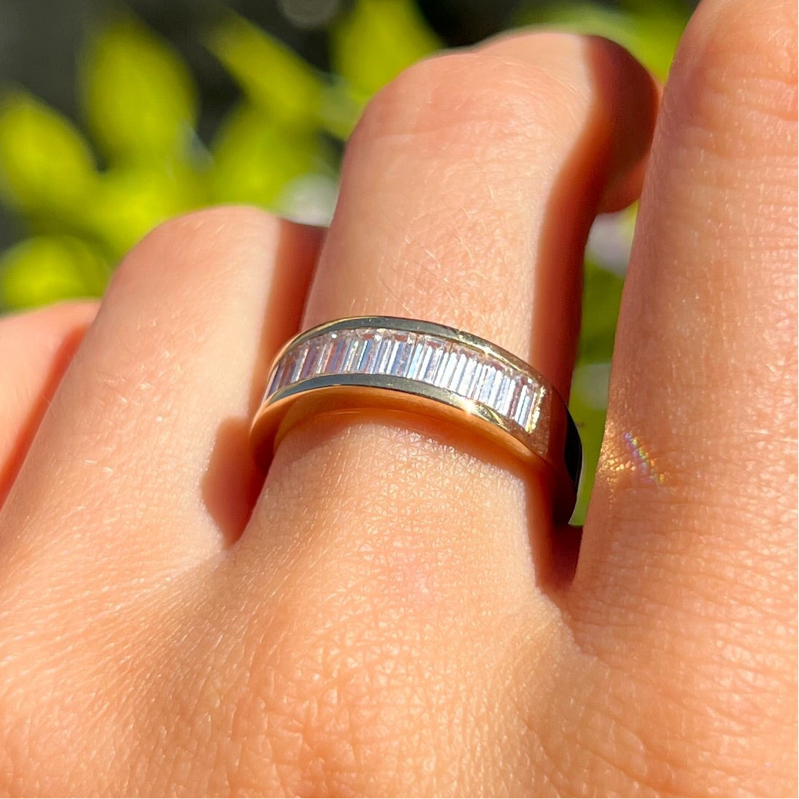 9ct Yellow Gold Baguette Cut Tension Set Cubic Zirconia Band Ring - Size N ½