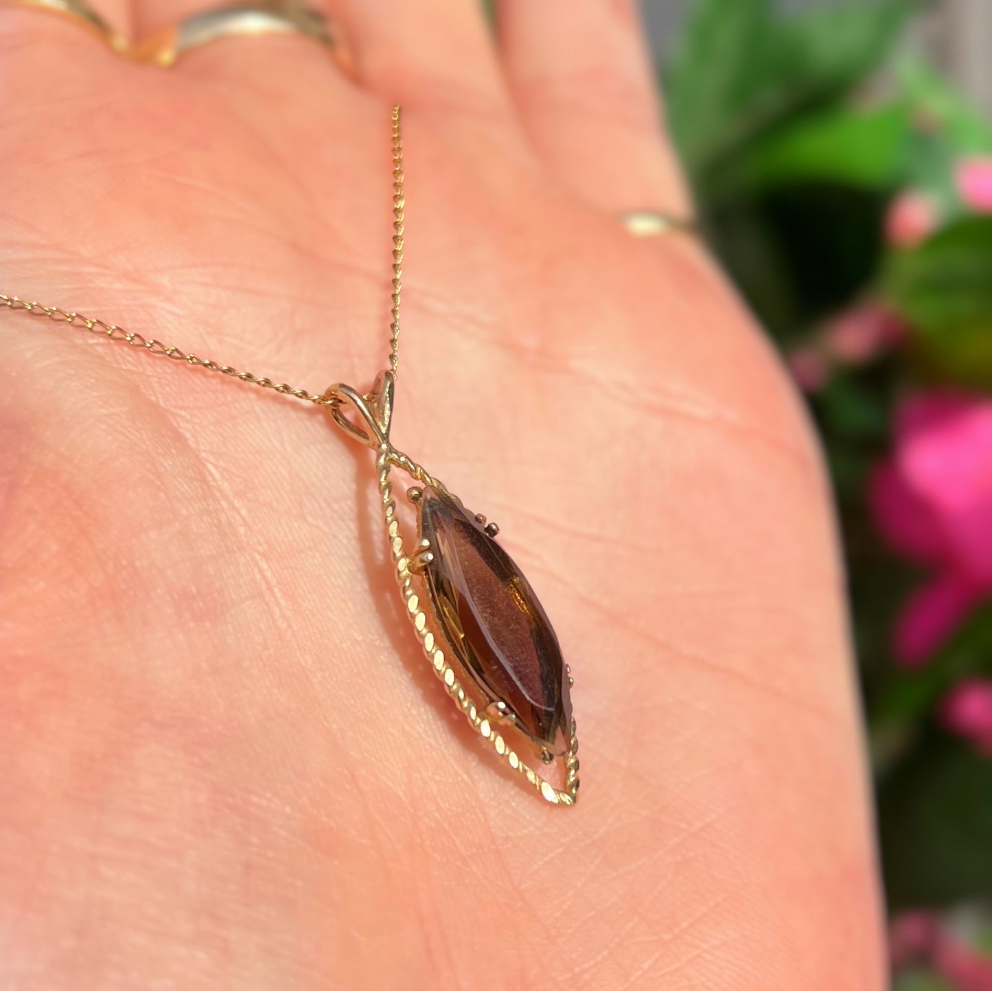 Vintage 9ct Yellow Gold Smoky Topaz Navette Shaped Necklace
