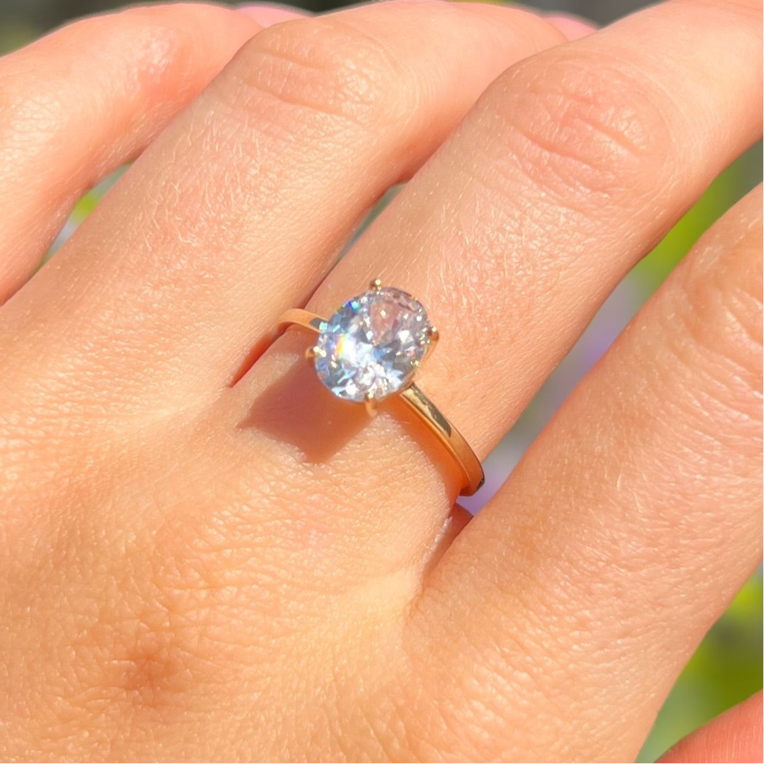 9ct Yellow Gold Oval Cut Claw Set Solitaire Clear Cubic Zirconia Ring Size N