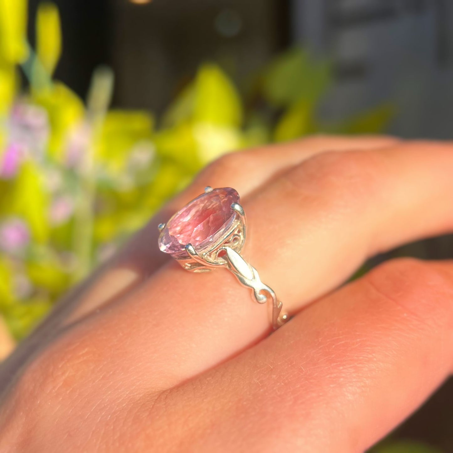 Sterling Silver Swirly Oval Faceted Amethyst Ring - Size L