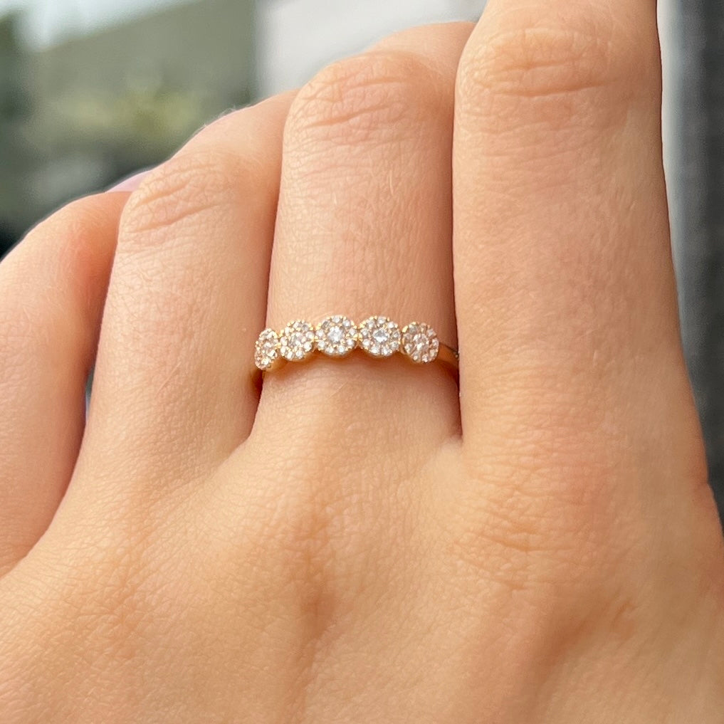 18ct Yellow Gold Half Eternity Diamond Ring - Size M