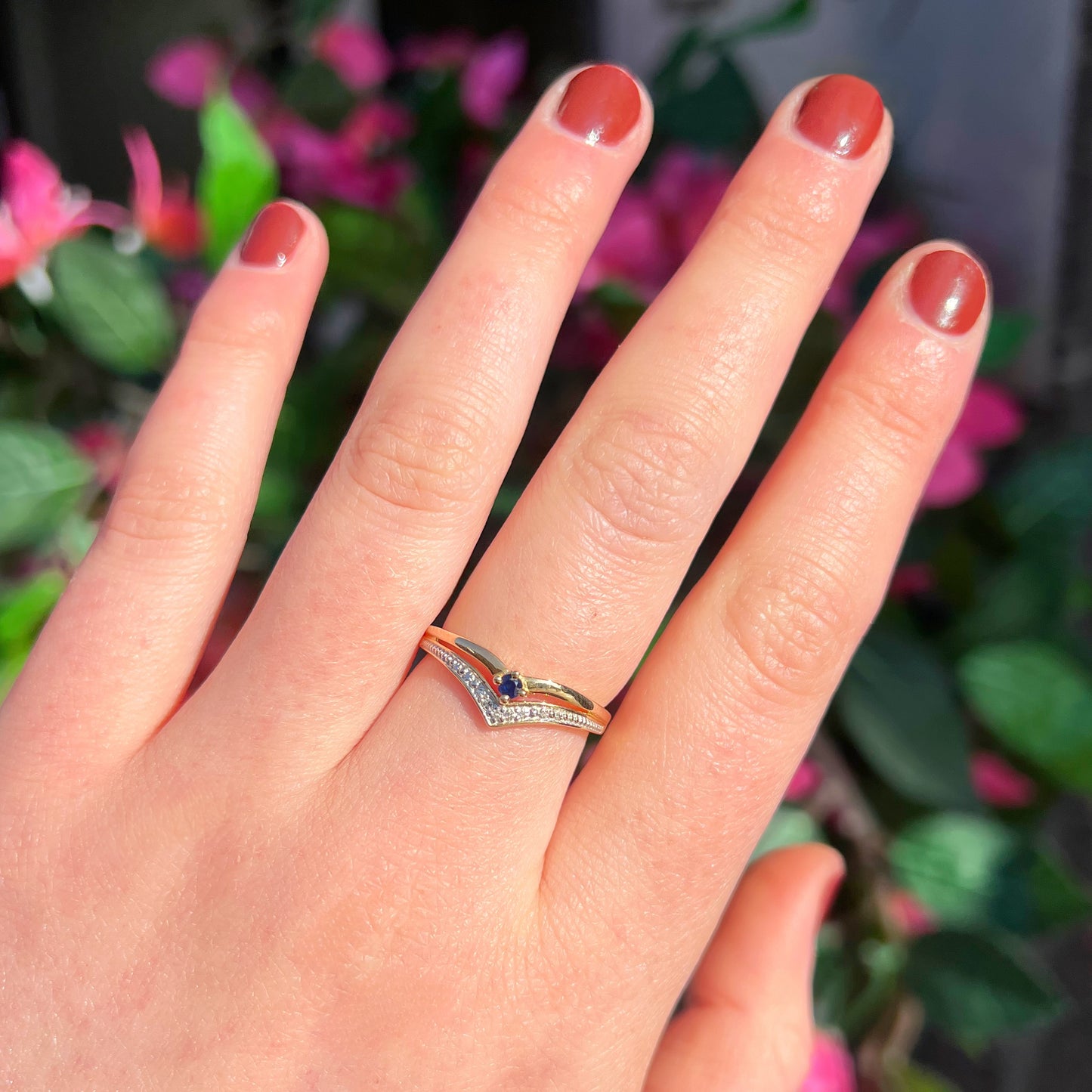Vintage 9ct Yellow Gold Sapphire Wishbone Stacking Ring - Size P