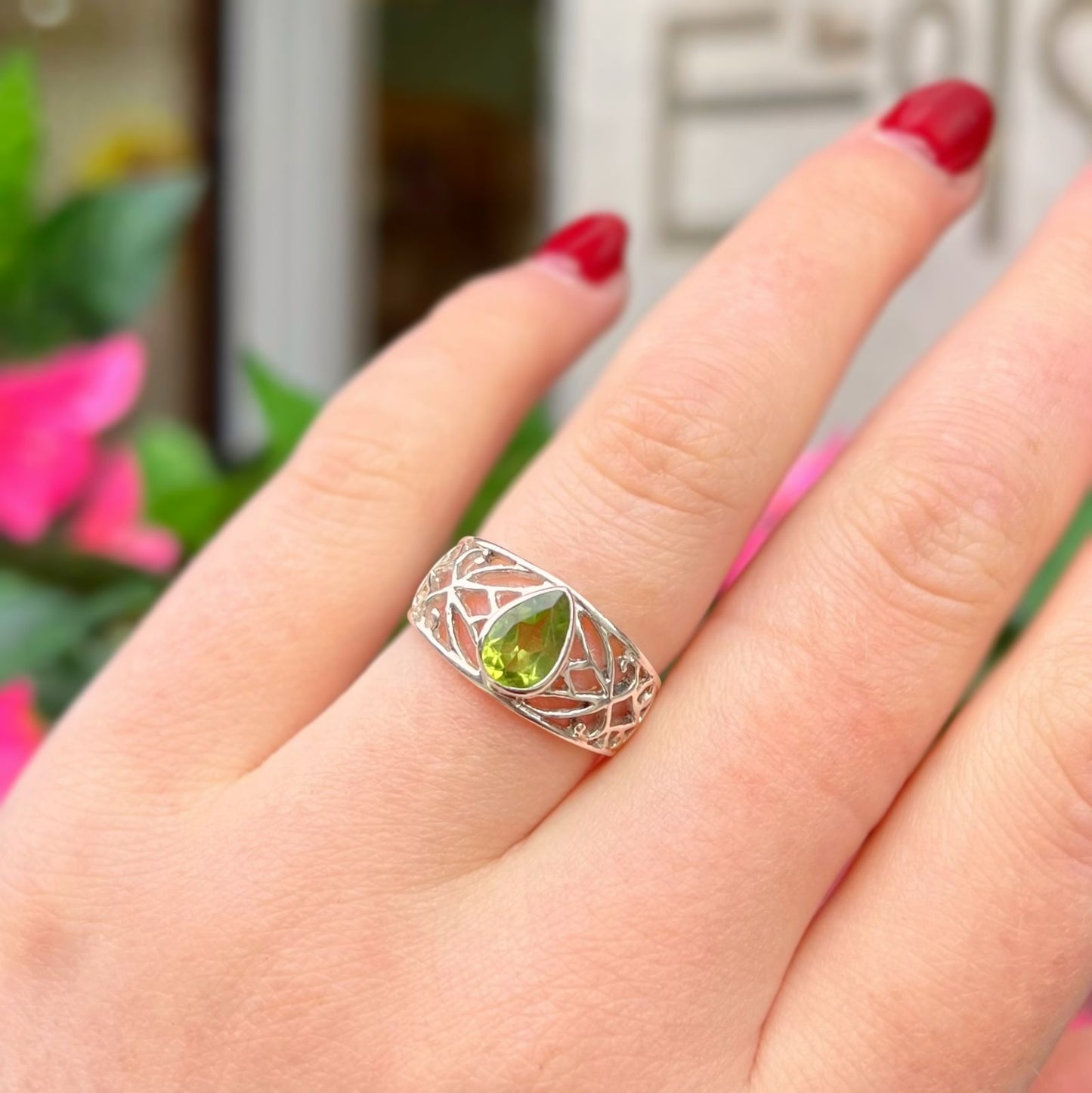 Chunky Sterling Silver Pear-shaped Peridot Dress Ring - Size L