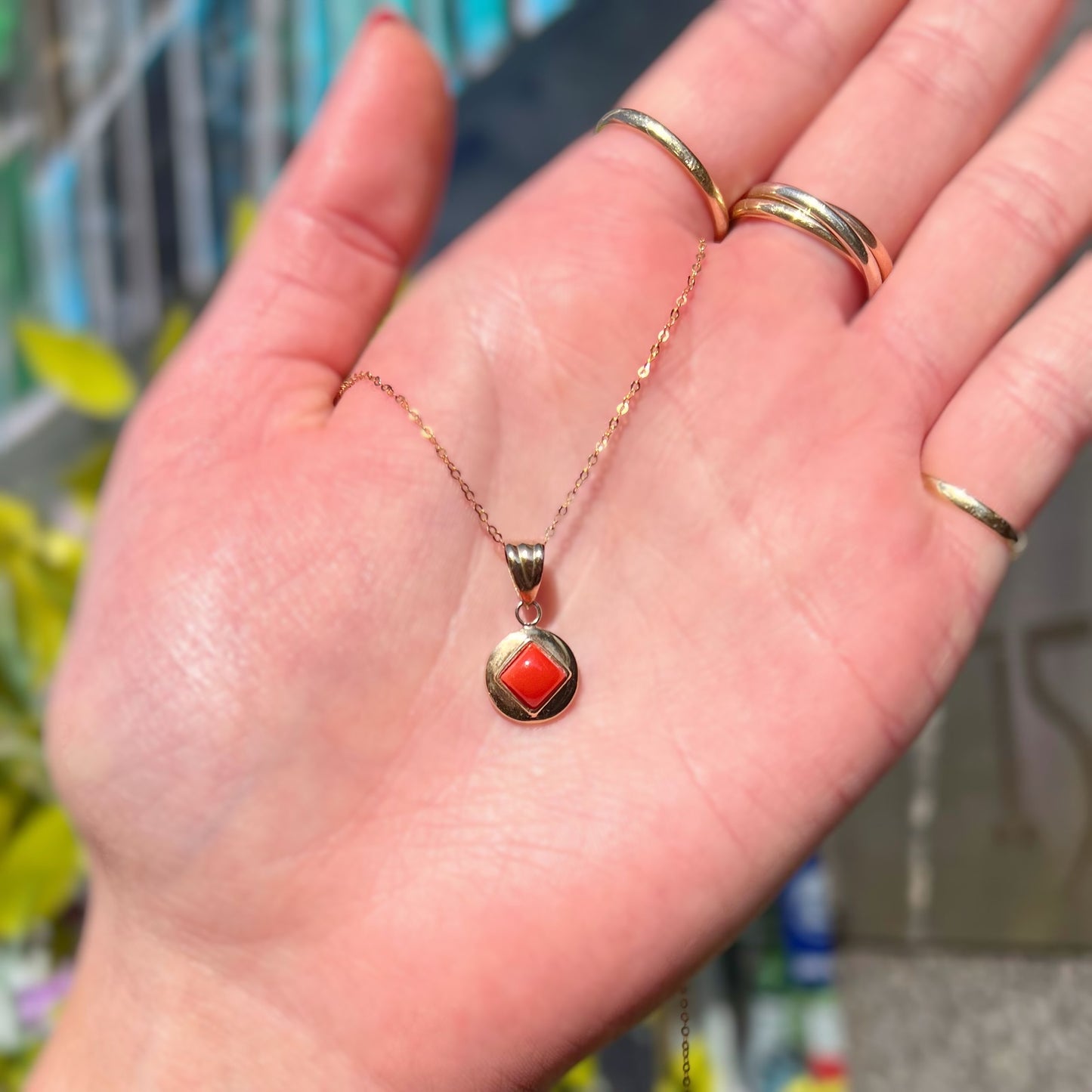 Rare and Timeless 9ct Yellow Gold Small Coral Disc Necklace