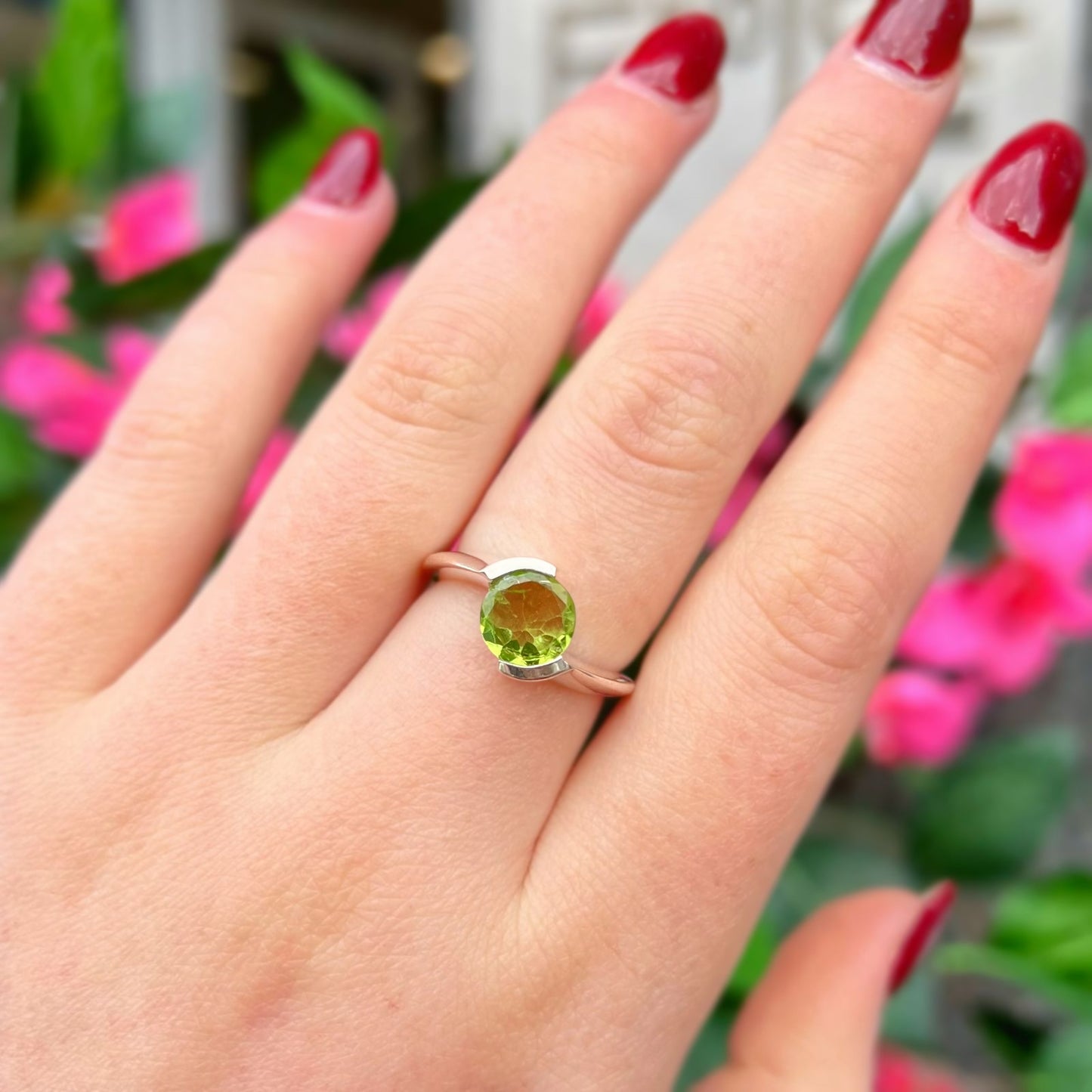 Chunky Sterling Silver Round Peridot Twist Solitaire Ring