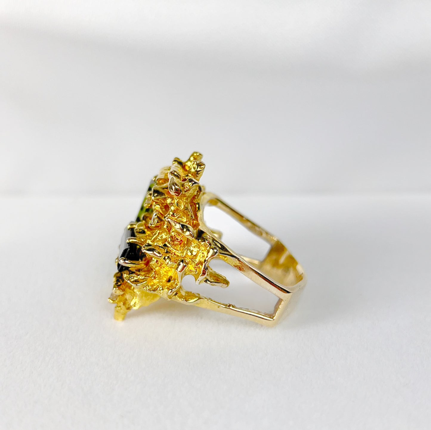 RARE Vintage 1970s Brutalist Style 9ct Yellow Gold Green Tourmaline and Diamond Dress Ring - Size R
