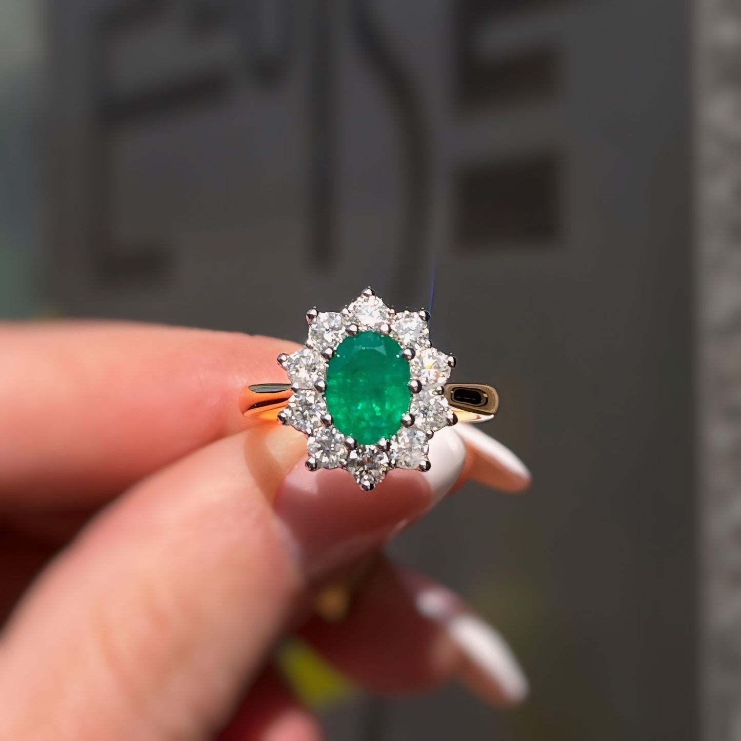 Classic 18ct Yellow Gold Green Emerald and Diamond Cluster Ring - M ½
