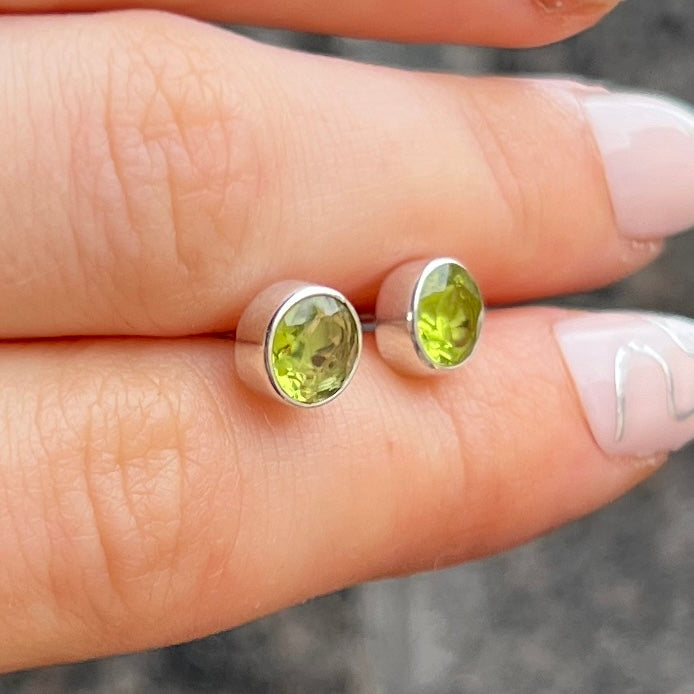Minimalistic Dainty Round Sterling Silver Peridot Stud Earrings