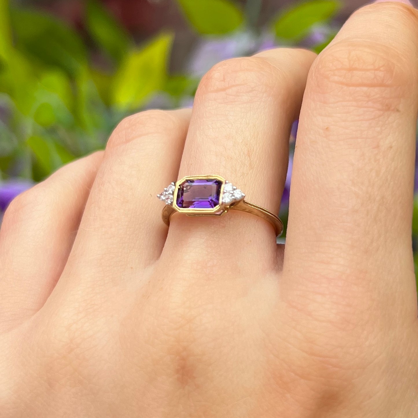 9ct Yellow Gold Amethyst and Diamond Ring - Size M 1/2
