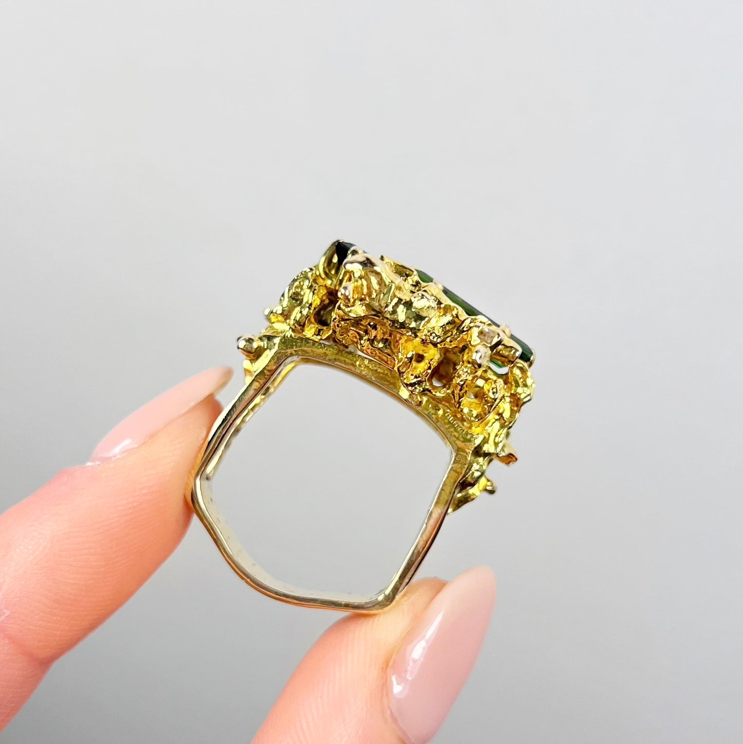 RARE Vintage 1970s Brutalist Style 9ct Yellow Gold Green Tourmaline and Diamond Dress Ring - Size R
