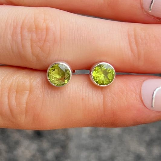 Minimalistic Dainty Round Sterling Silver Peridot Stud Earrings