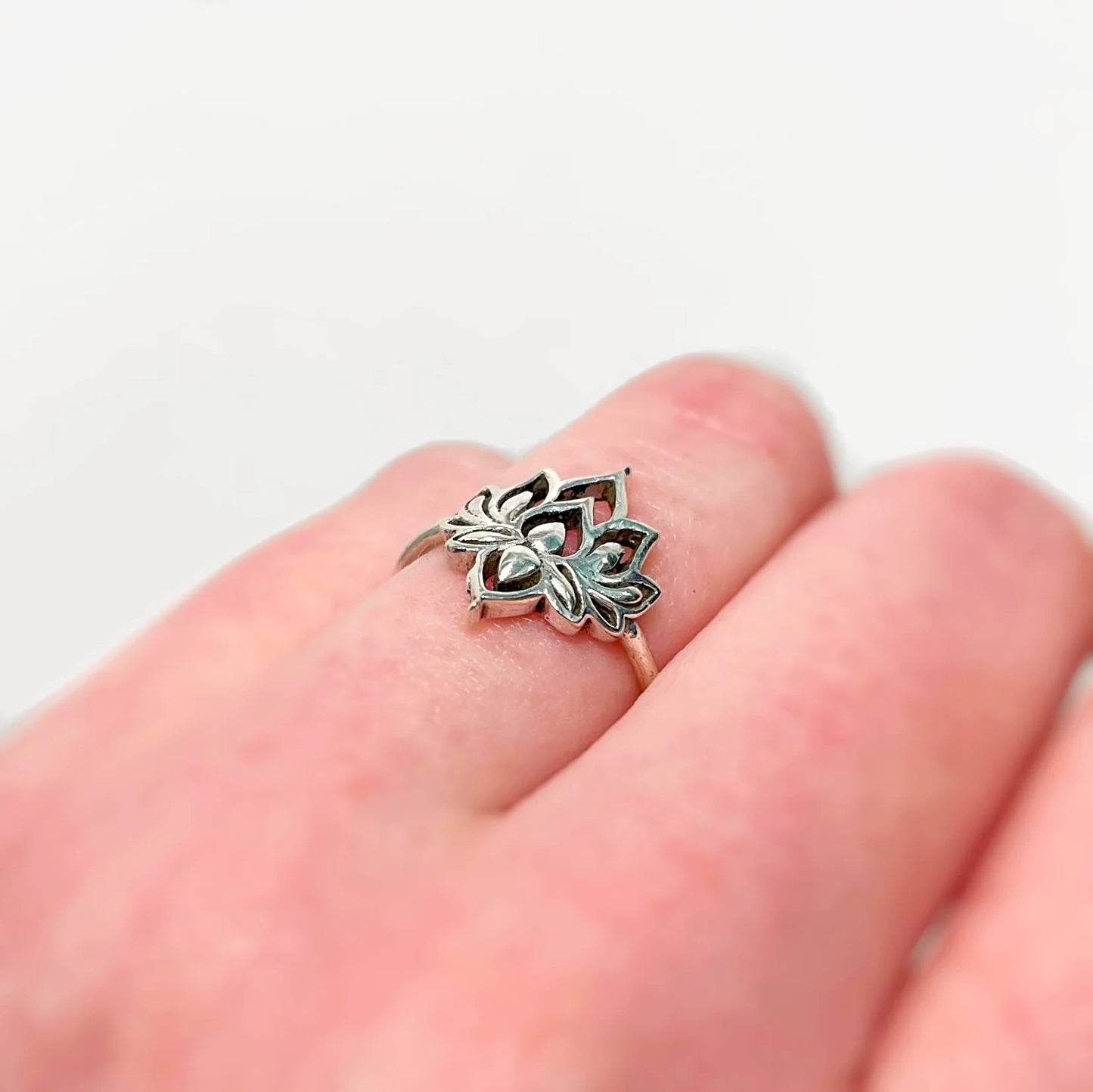Sterling Silver Lotus Flower Design Ring