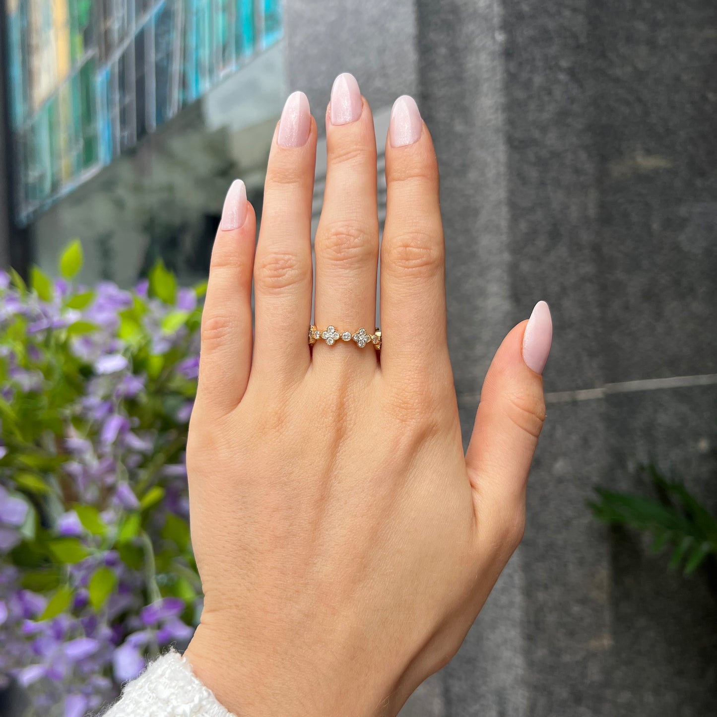 18ct Yellow Gold Clover Design Half Eternity Diamond Ring - Size M
