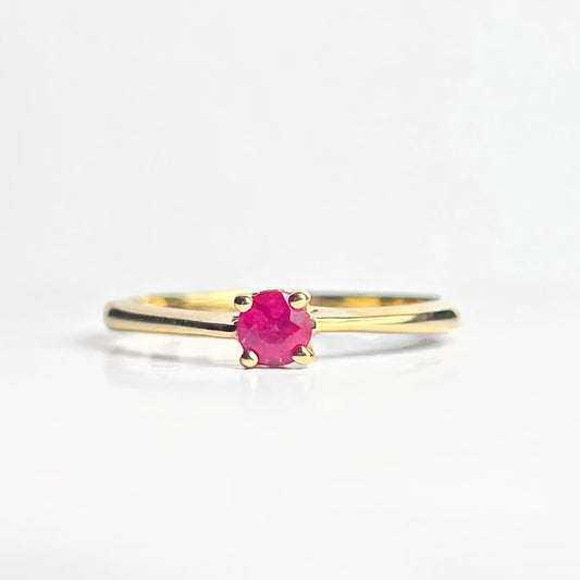 Vintage 9ct Yellow Gold Ruby Solitaire Stacking Ring - Size P