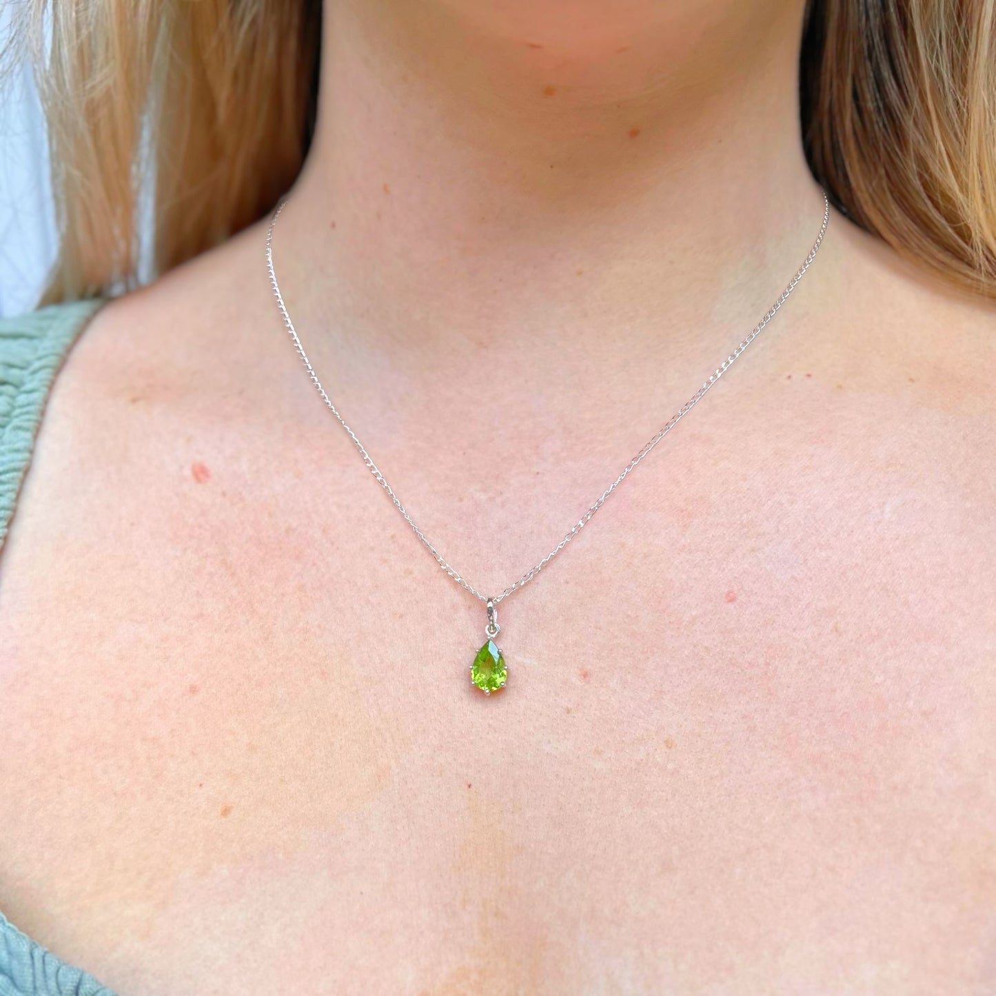 Classy Sterling Silver Pear-Shaped Claw-Set Peridot Necklace