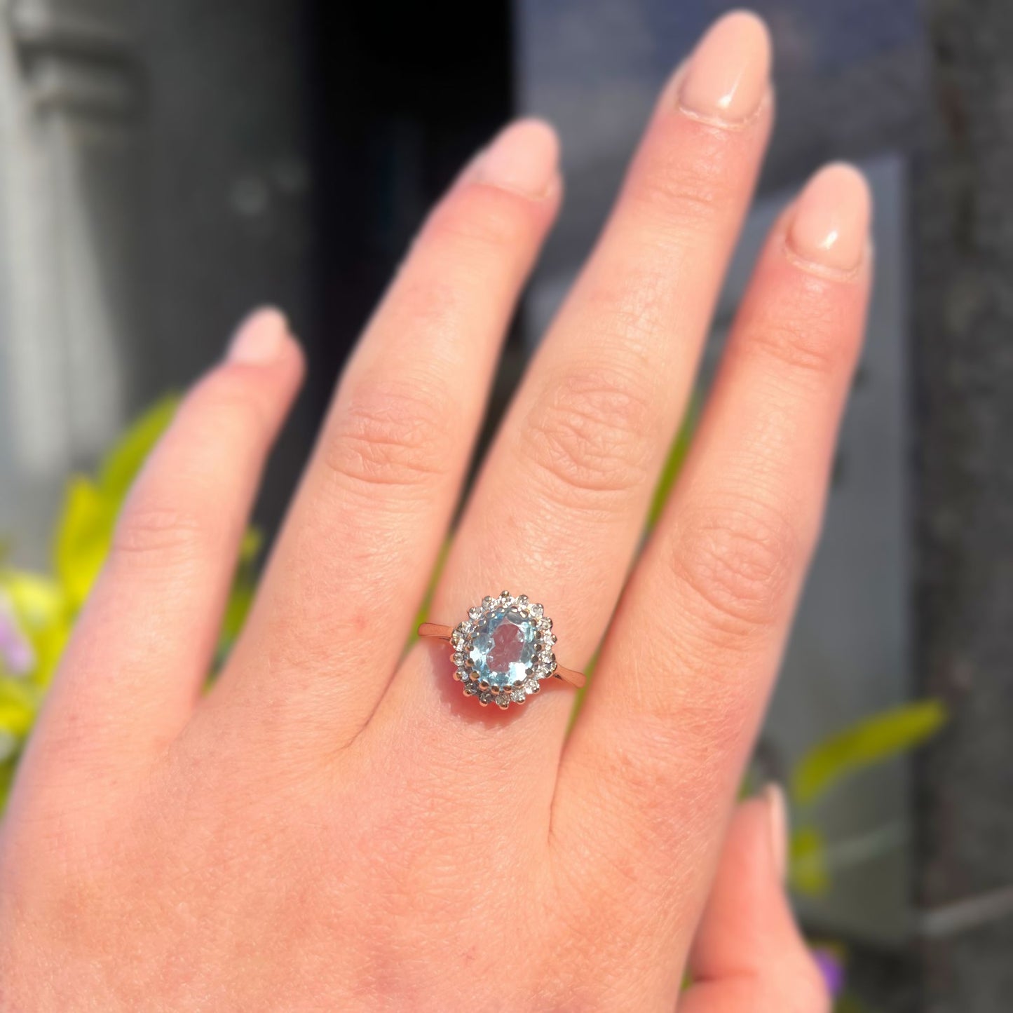 Classic Vintage 9ct Yellow Gold Aquamarine and Diamond Ring - Size O