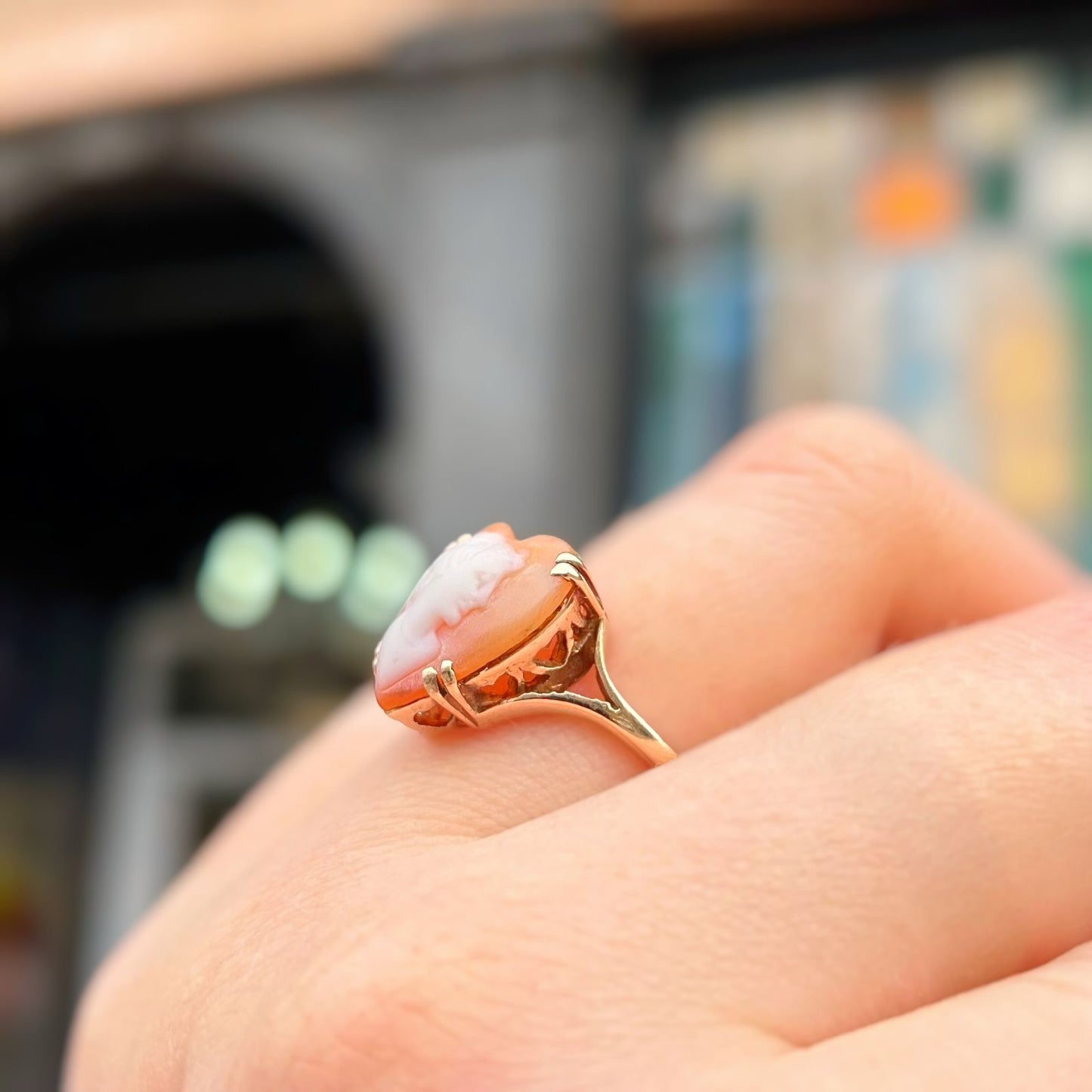 Vintage 9ct Yellow Gold Heart Shaped Cameo Ring - Size L1/2