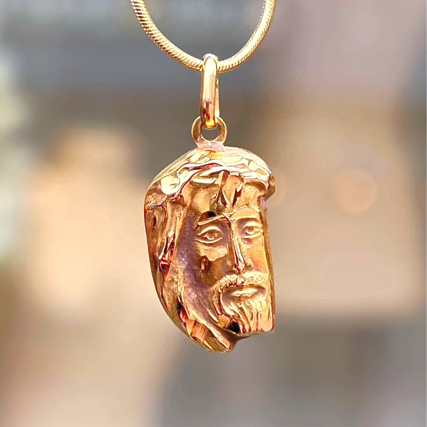 Vintage 18ct Yellow Gold Dainty Jesus Head Charm