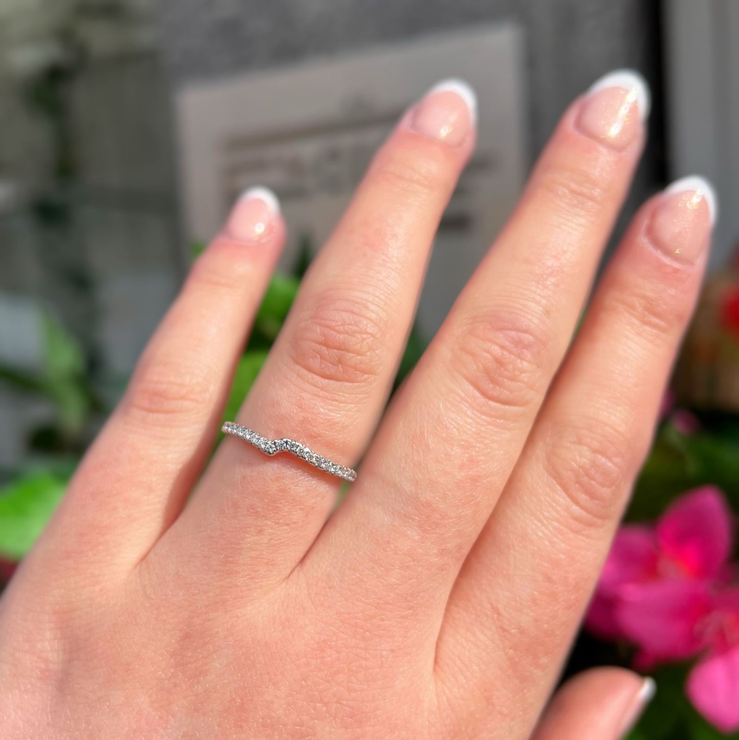 Elegant Platinum and Diamond Wave Ring - Size L