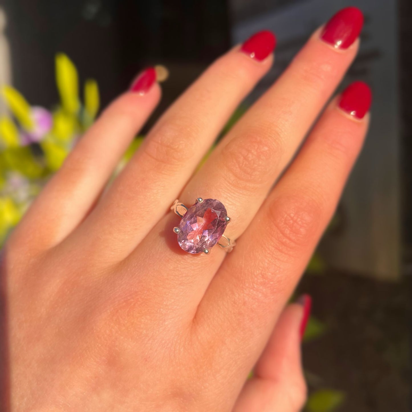 Sterling Silver Swirly Oval Faceted Amethyst Ring - Size L