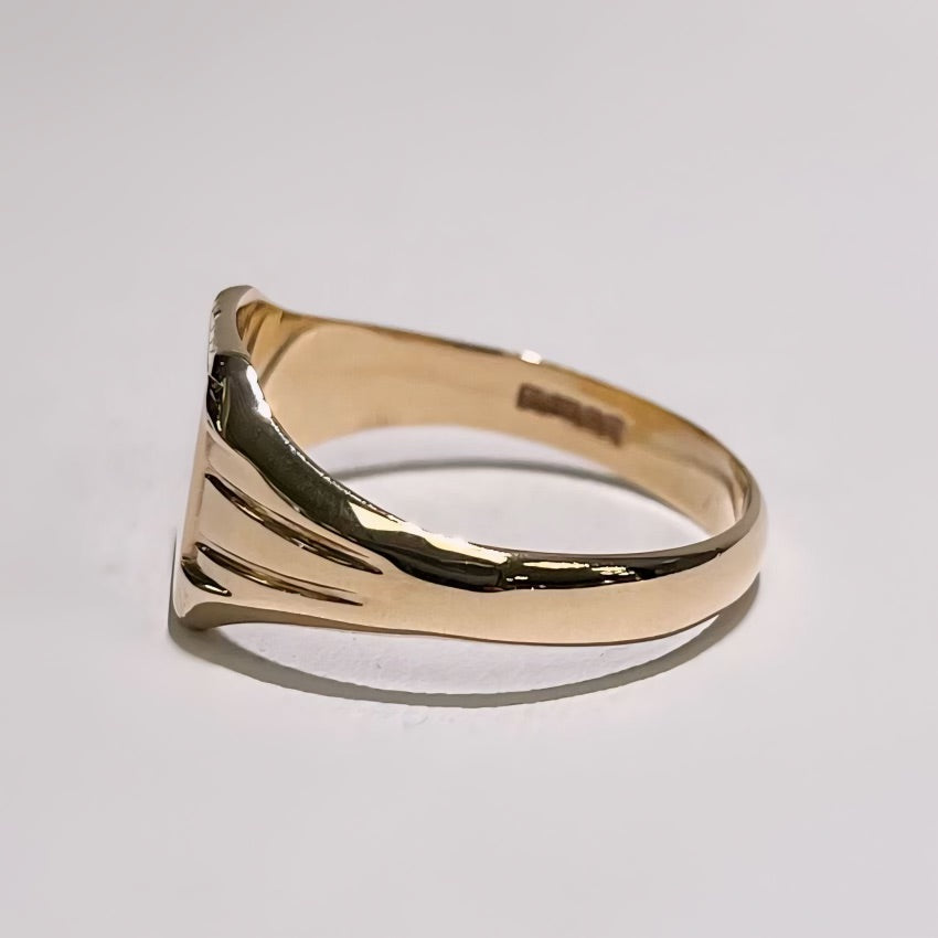 Vintage 9ct Yellow Gold Square Signet Ring - Size W