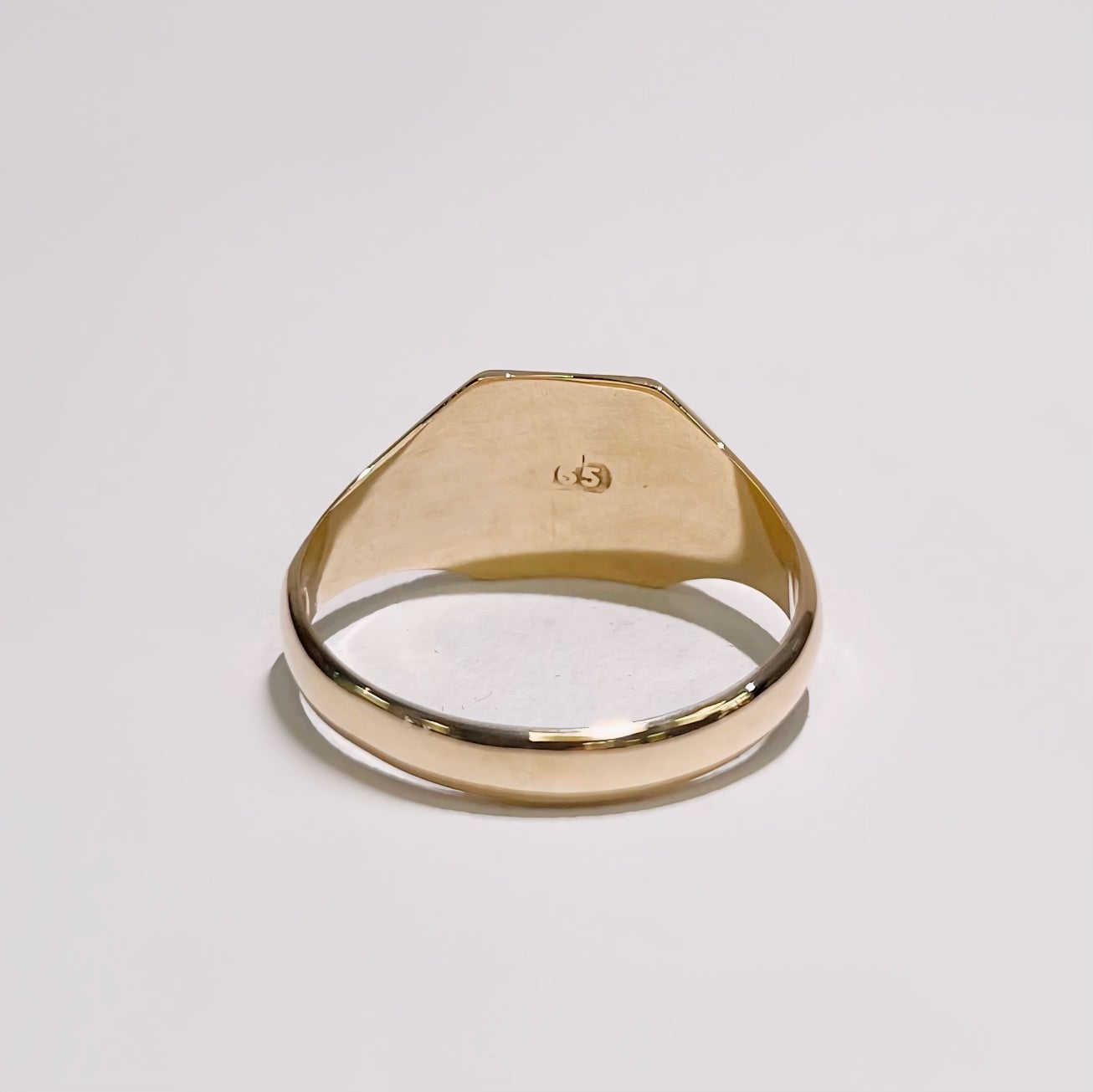 Vintage 9ct Yellow Gold Square Signet Ring - Size W