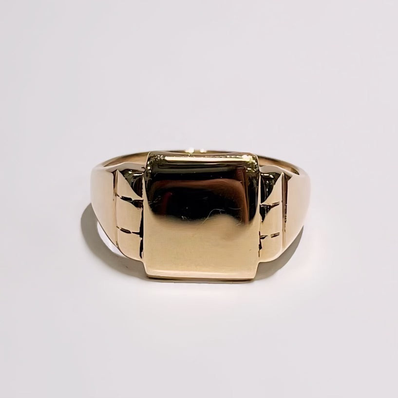Vintage 9ct Yellow Gold Chunky Signet Ring - Size V