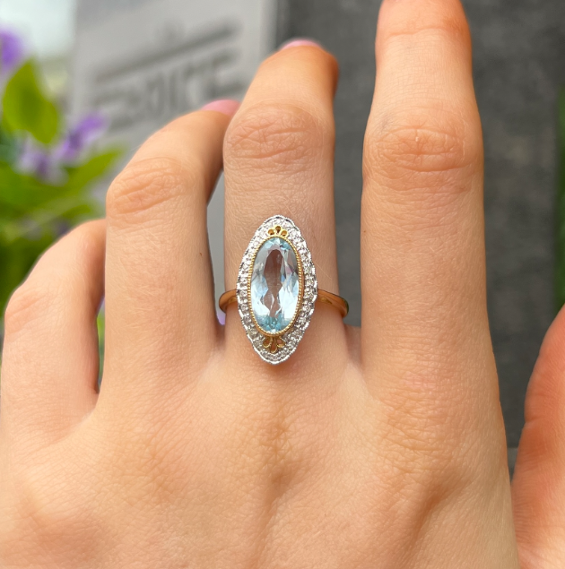 9ct Yellow Gold Blue Topaz and Diamond Ring - Size M ½