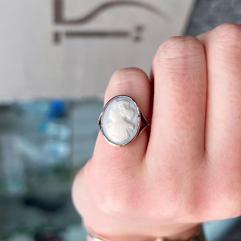 Antique Edwardian 9ct Rose Gold White Cameo Ring - Size G