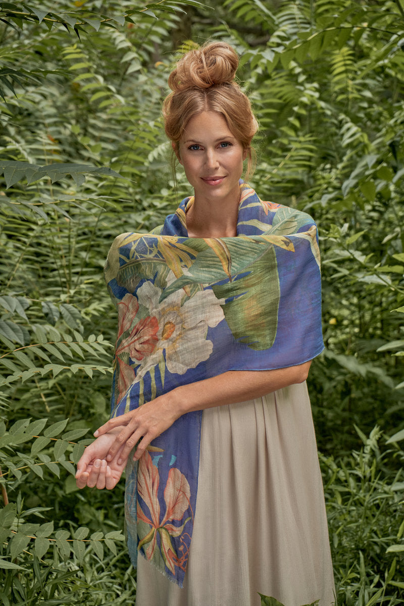 Powder Accessories 100% Linen Delicate Tropics in Indigo Scarf