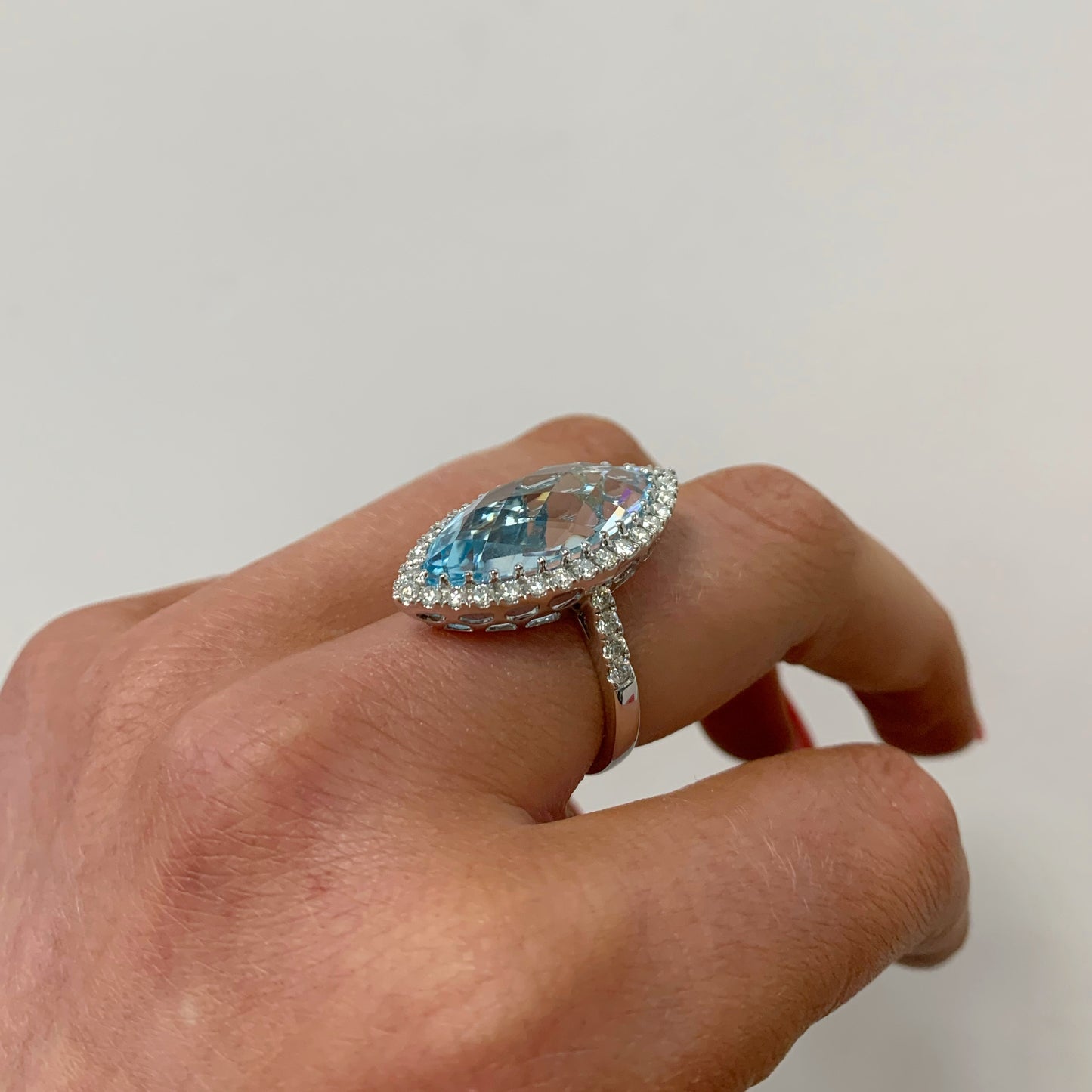 Magnificent 18ct White Gold Marquise Cut Blue Topaz & Diamond Statement Cocktail Ring - SIZE M