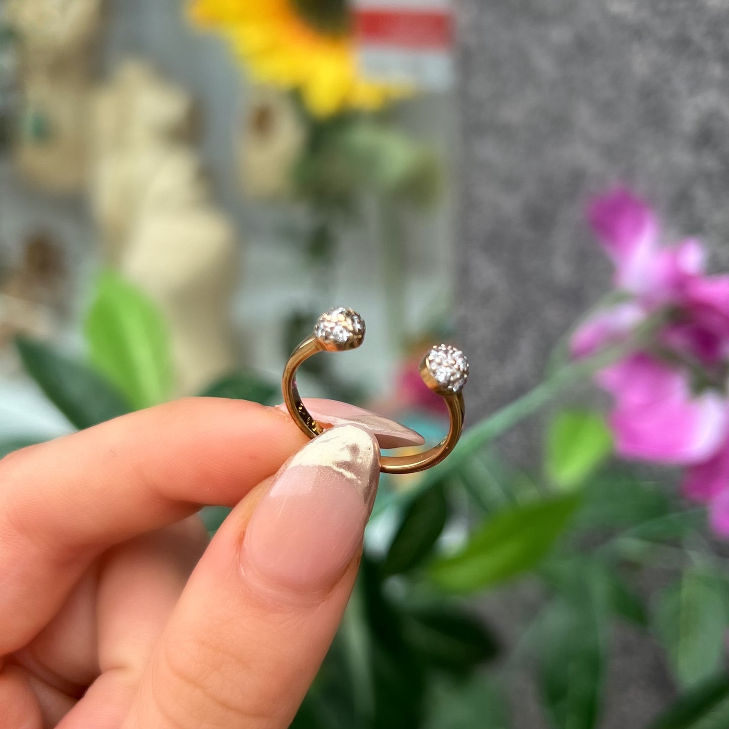 Vintage 9ct Yellow Gold Cubic Zirconia Open Design Adjustable Ring