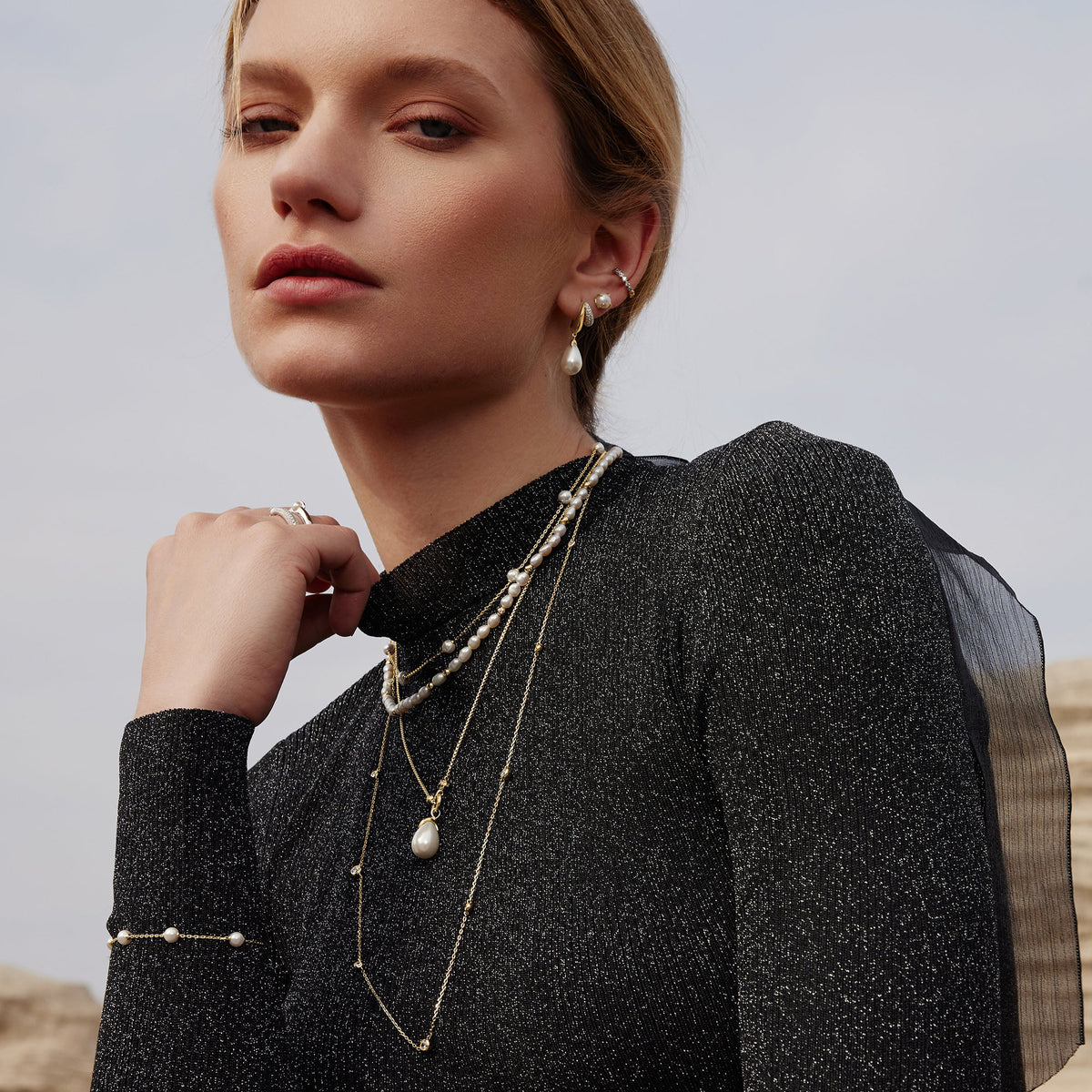 Gold Linked Shell Pearl Drop Pendant Necklace | Ania Haie