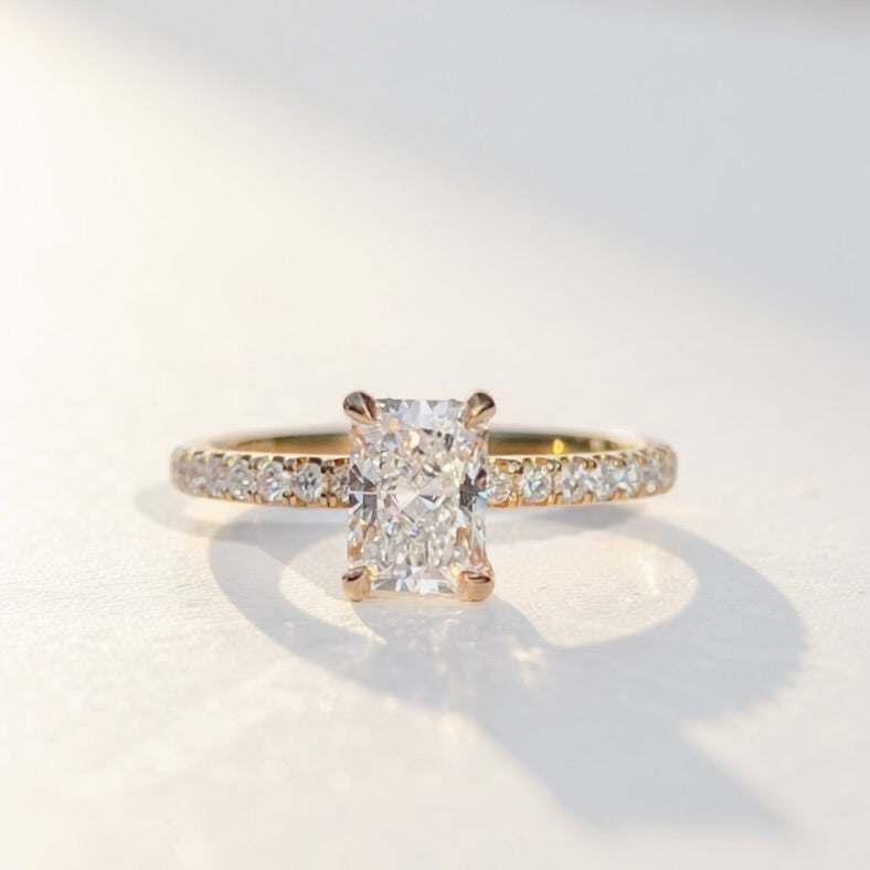 Radiant-Cut Lab-Grown Diamond 18ct Yellow Gold Engagement Ring | Size N