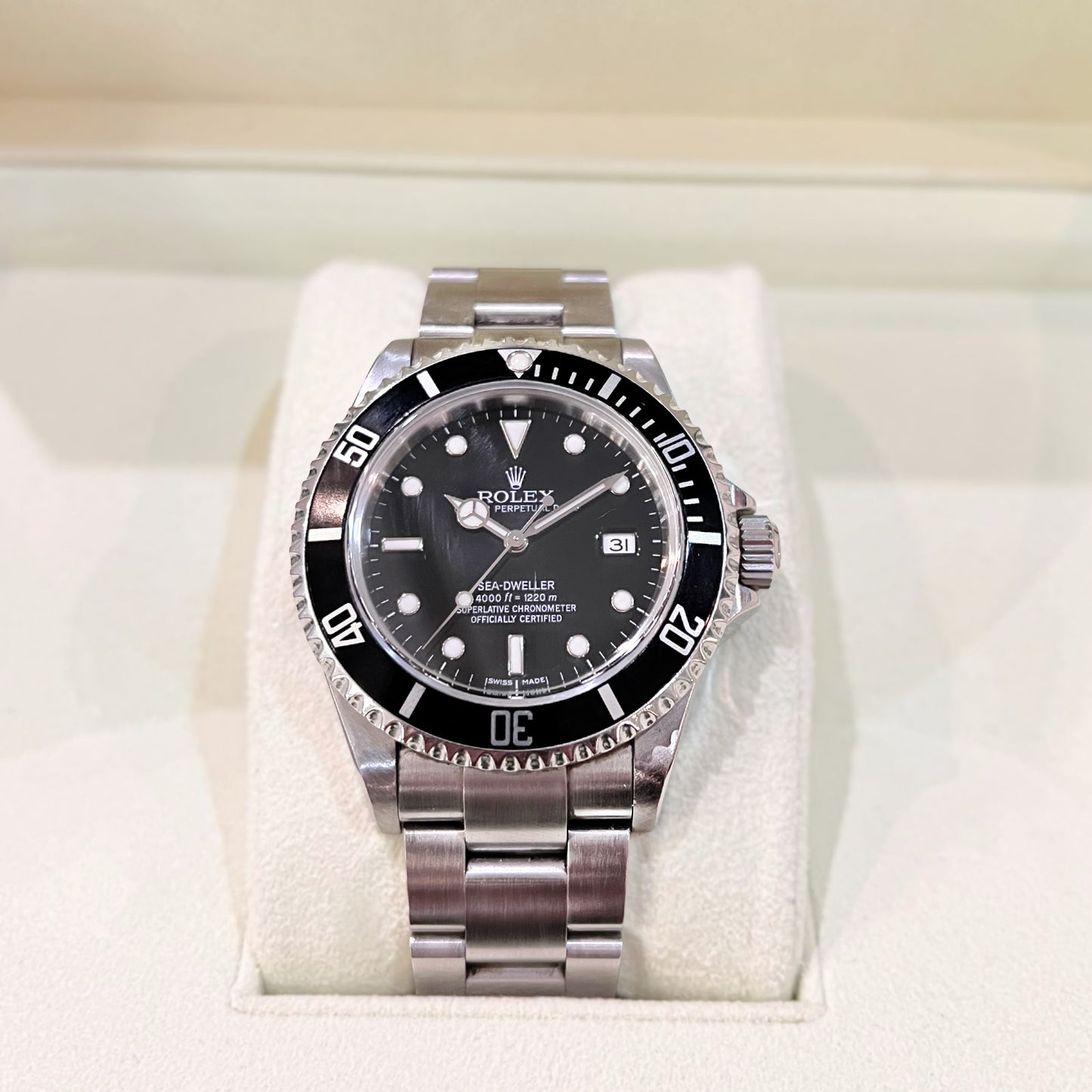 Pre-owned Stainless Steel Rolex Sea-Dweller 4000 Gent's Watch