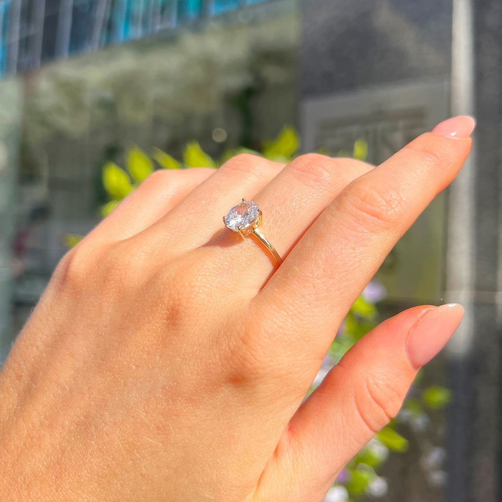 Oval Cut Claw Set Solitaire Cubic Zirconia 9ct Yellow Gold Ring | Size N
