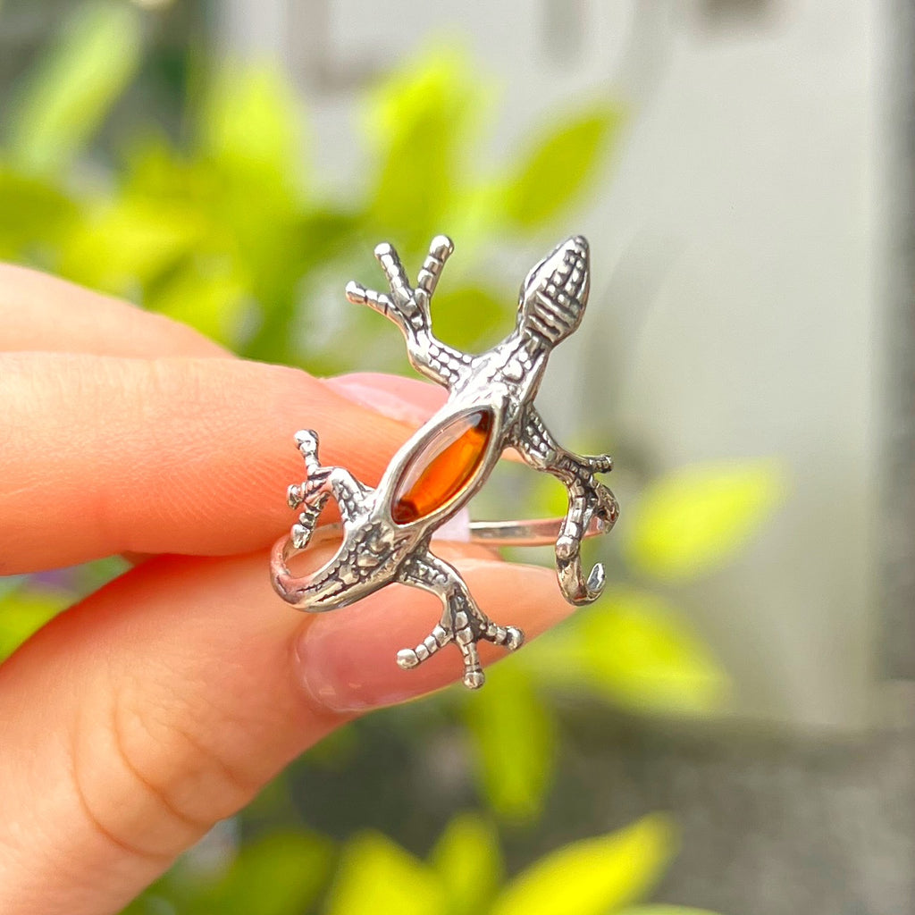 Orange Amber Lizard Design Sterling Silver Ring - Size Q ½